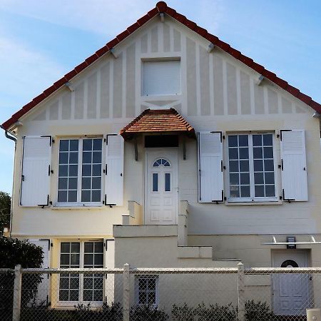Villa Des Sables Avec 1 Studio Pour 2 Personnes Pouvant Etre Complete Par Une Chambre Avec Sa Salle De Bain Et Wc Si 4 Personnes Cabourg Buitenkant foto